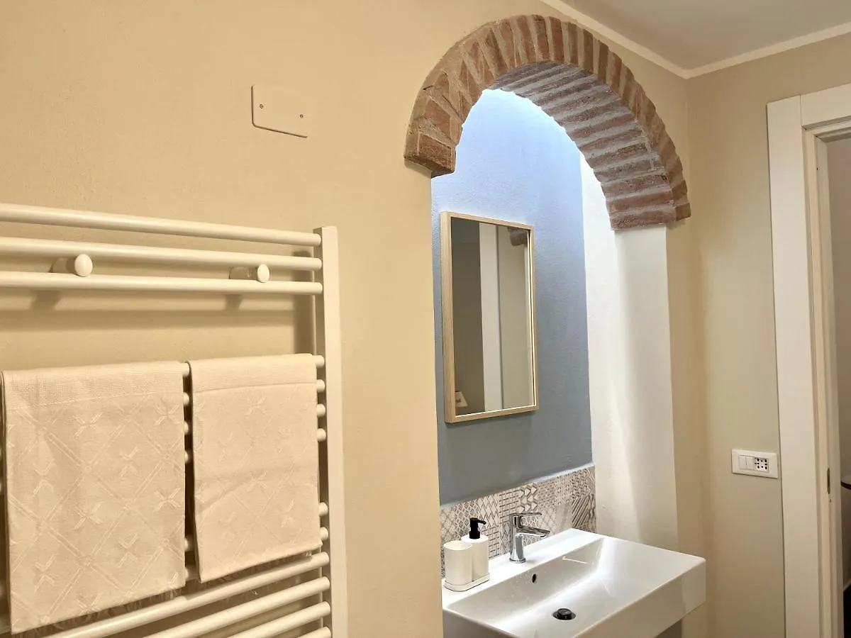 Apartment Maremma Holidays:La Vecchia Vineria Follonica