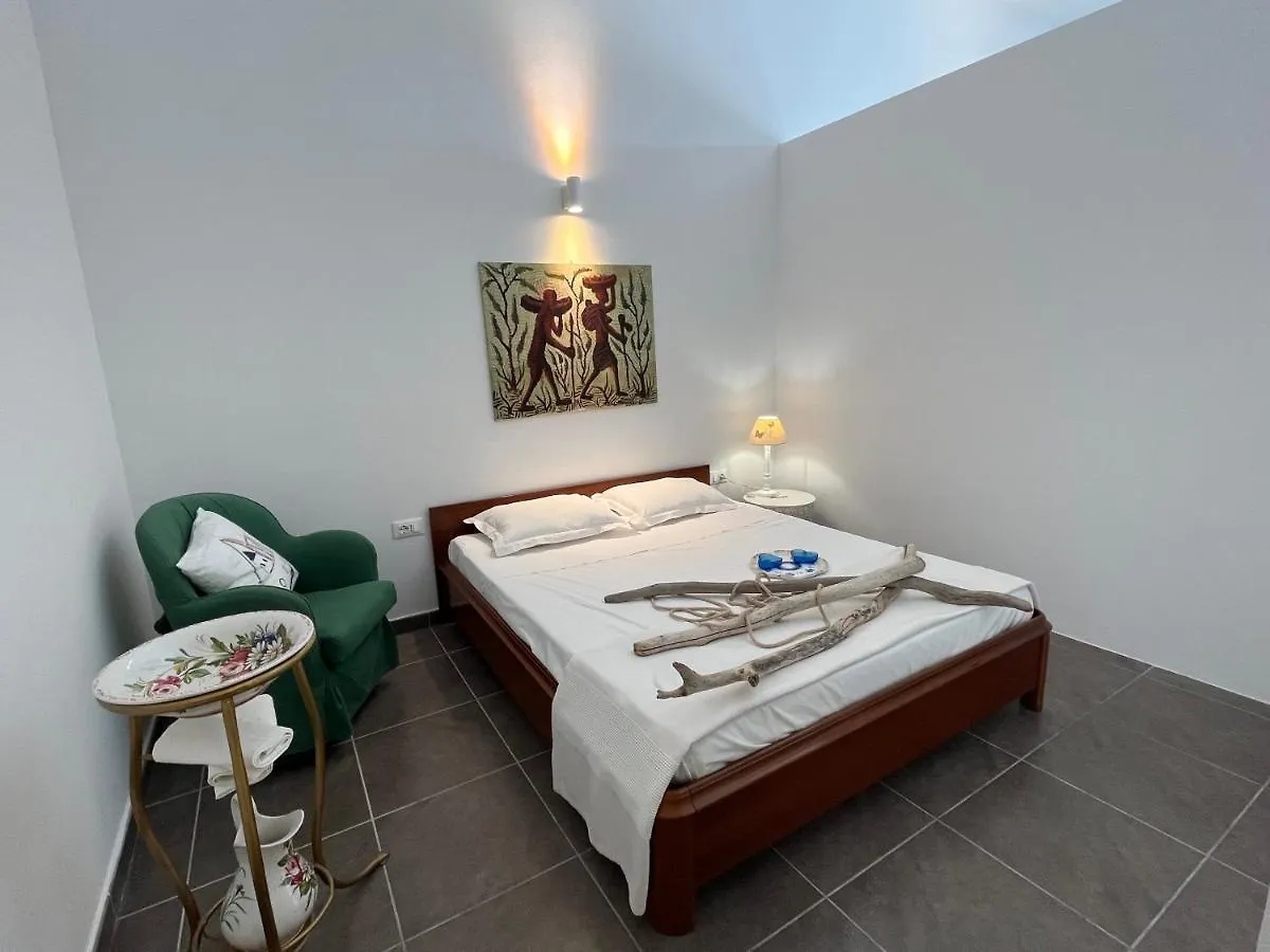 Maremma Holidays:La Vecchia Vineria Follonica 0*,  Italy